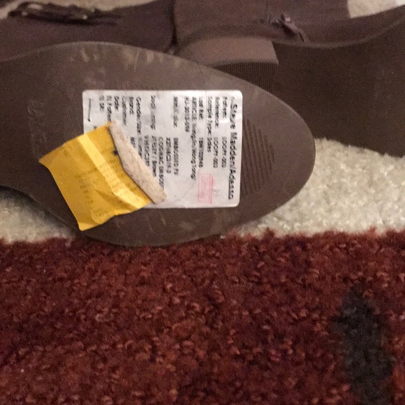 New!!! Steve Madden/Adesso brown boots - Picture 2 of 4